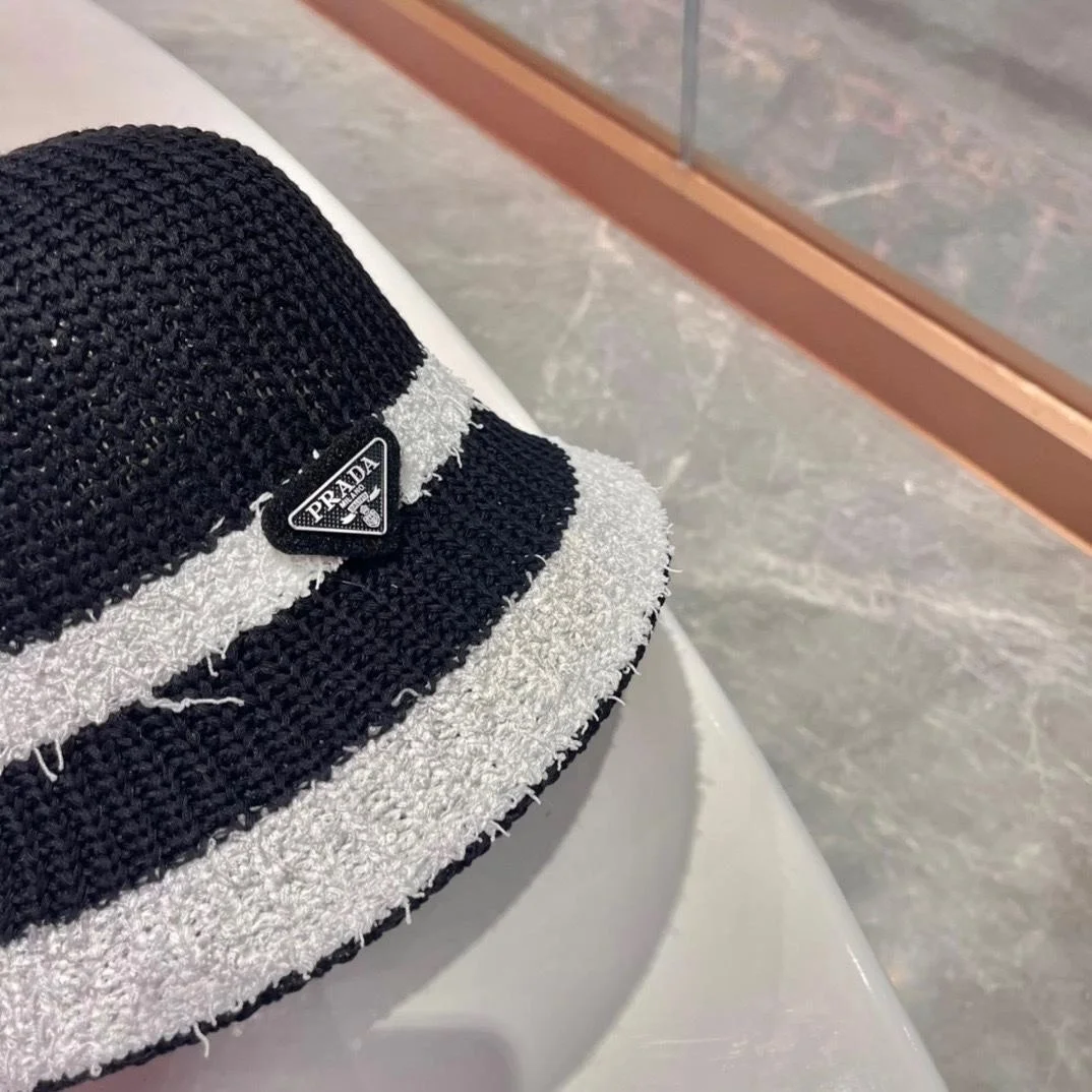 프라다 배색 블랙 니트 버킷 햇