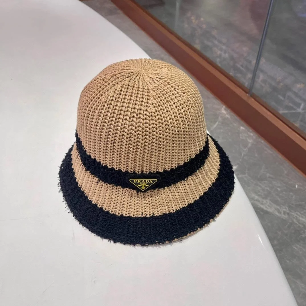 프라다 배색 베이지 니트 버킷 햇