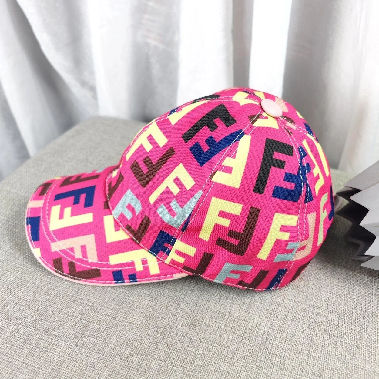 펜디 멀티 핑크 패브릭 베이스볼 캡