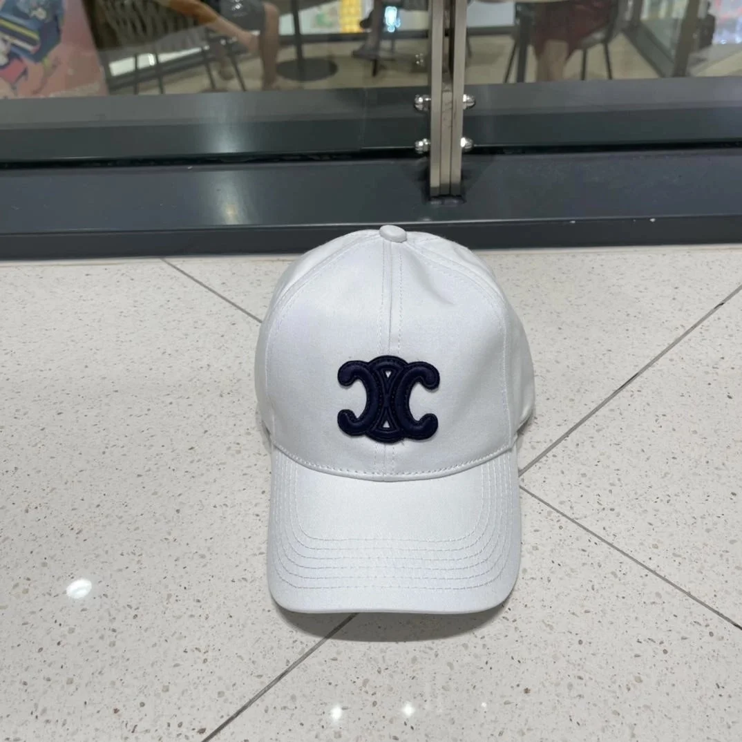 셀린느 트리옹프 화이트 코튼 베이스볼 캡