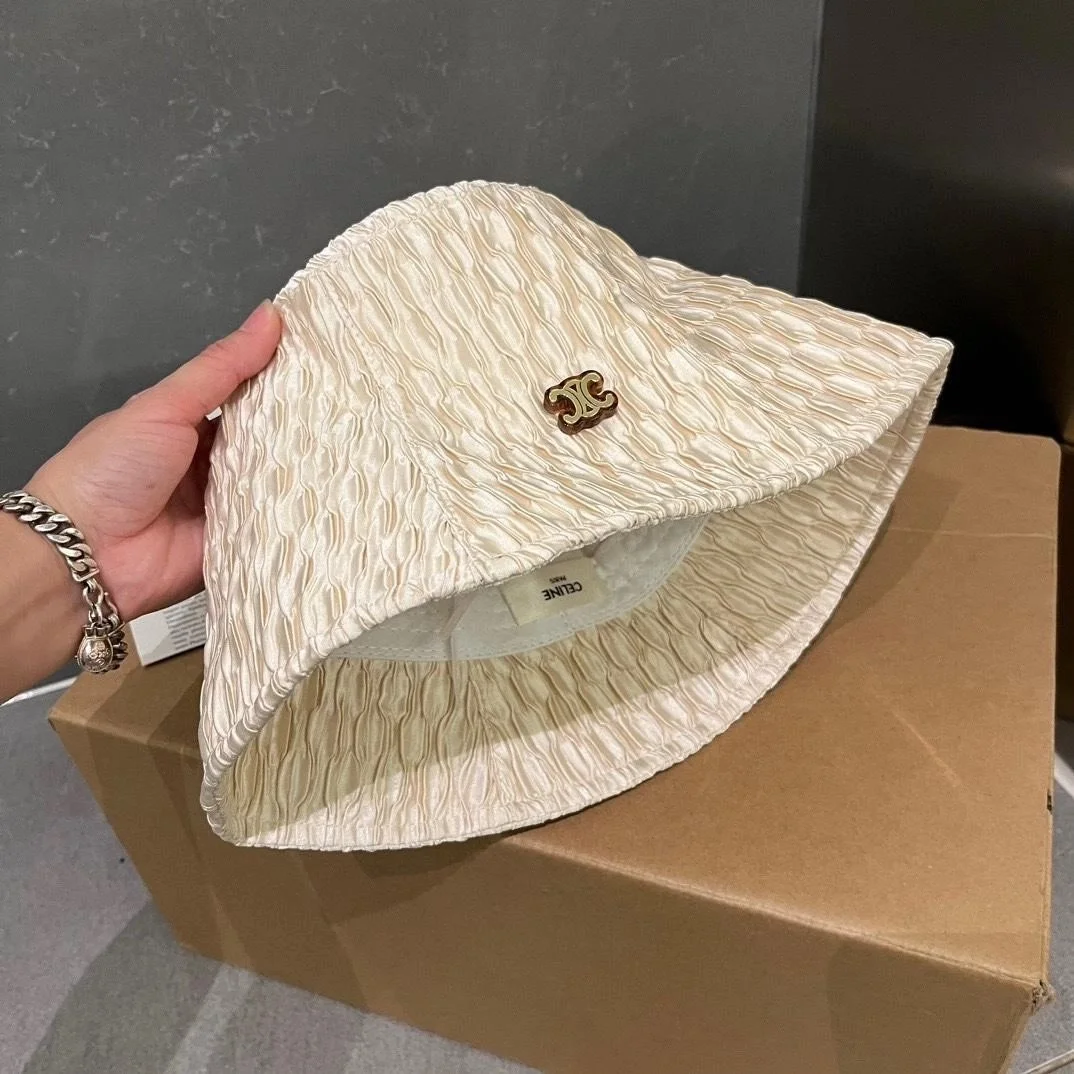 셀린느 링클 화이트 버킷 햇