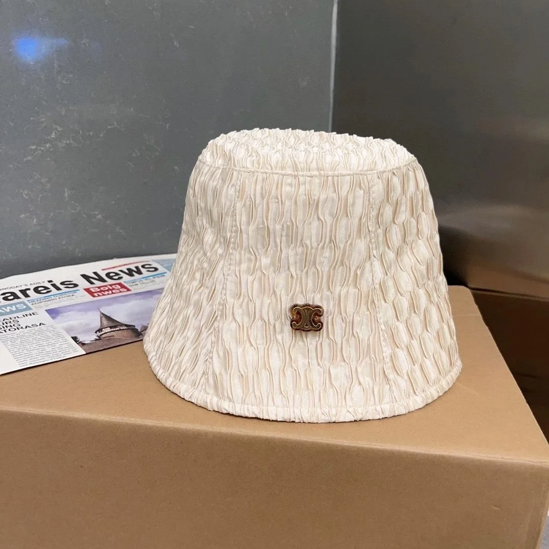 셀린느 링클 화이트 버킷 햇