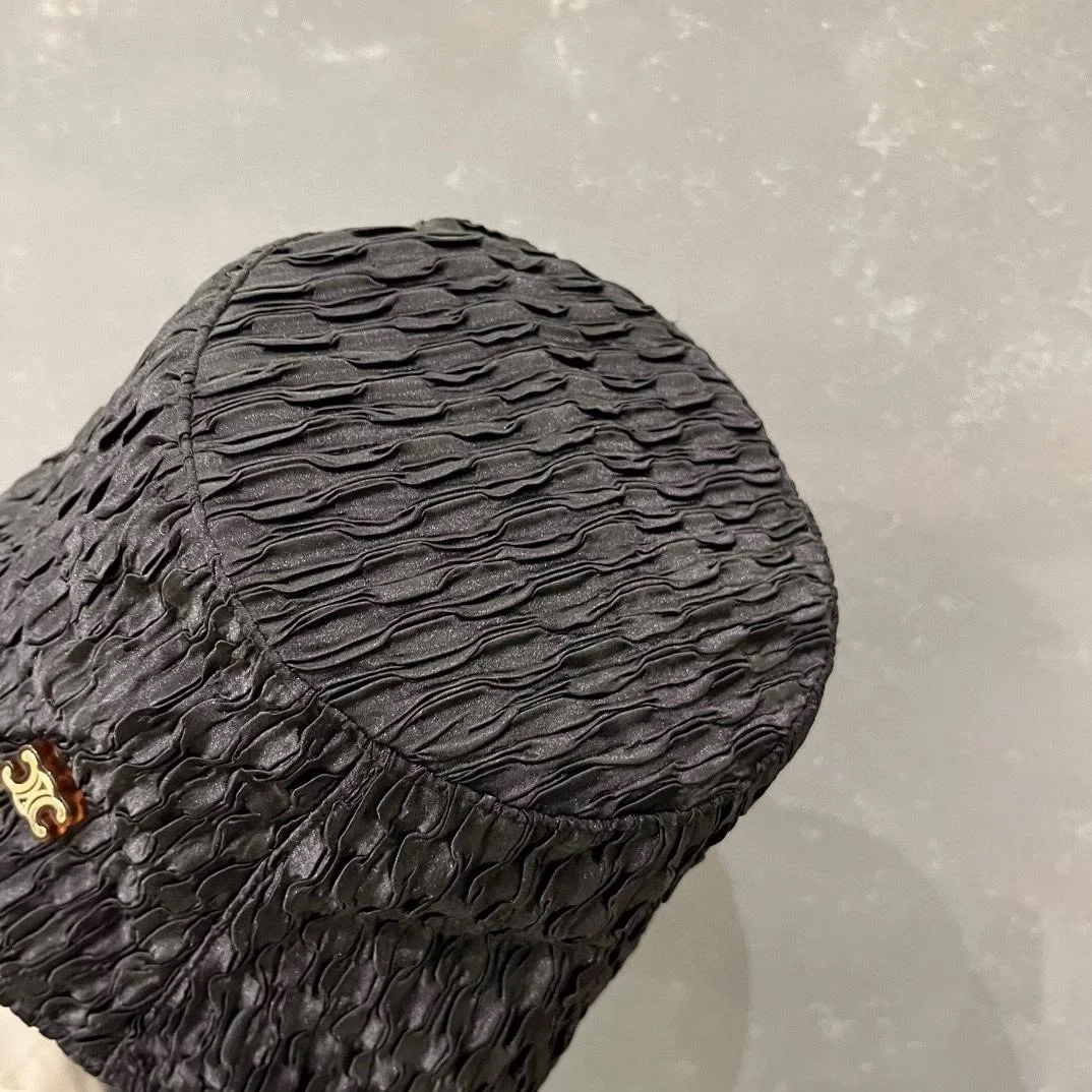 셀린느 링클 블랙 버킷 햇