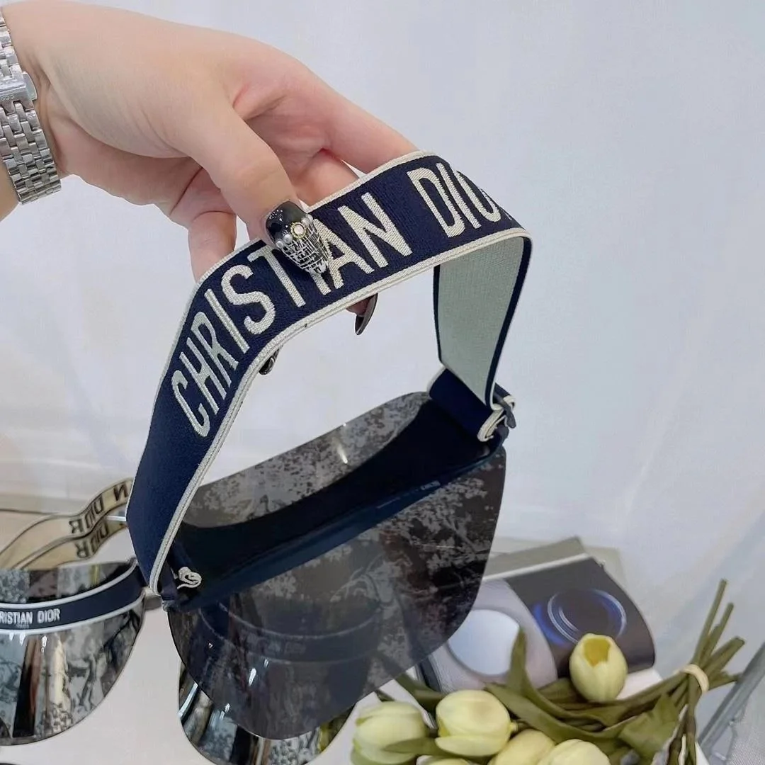 디올 클럽 V1U 바이저 선 캡