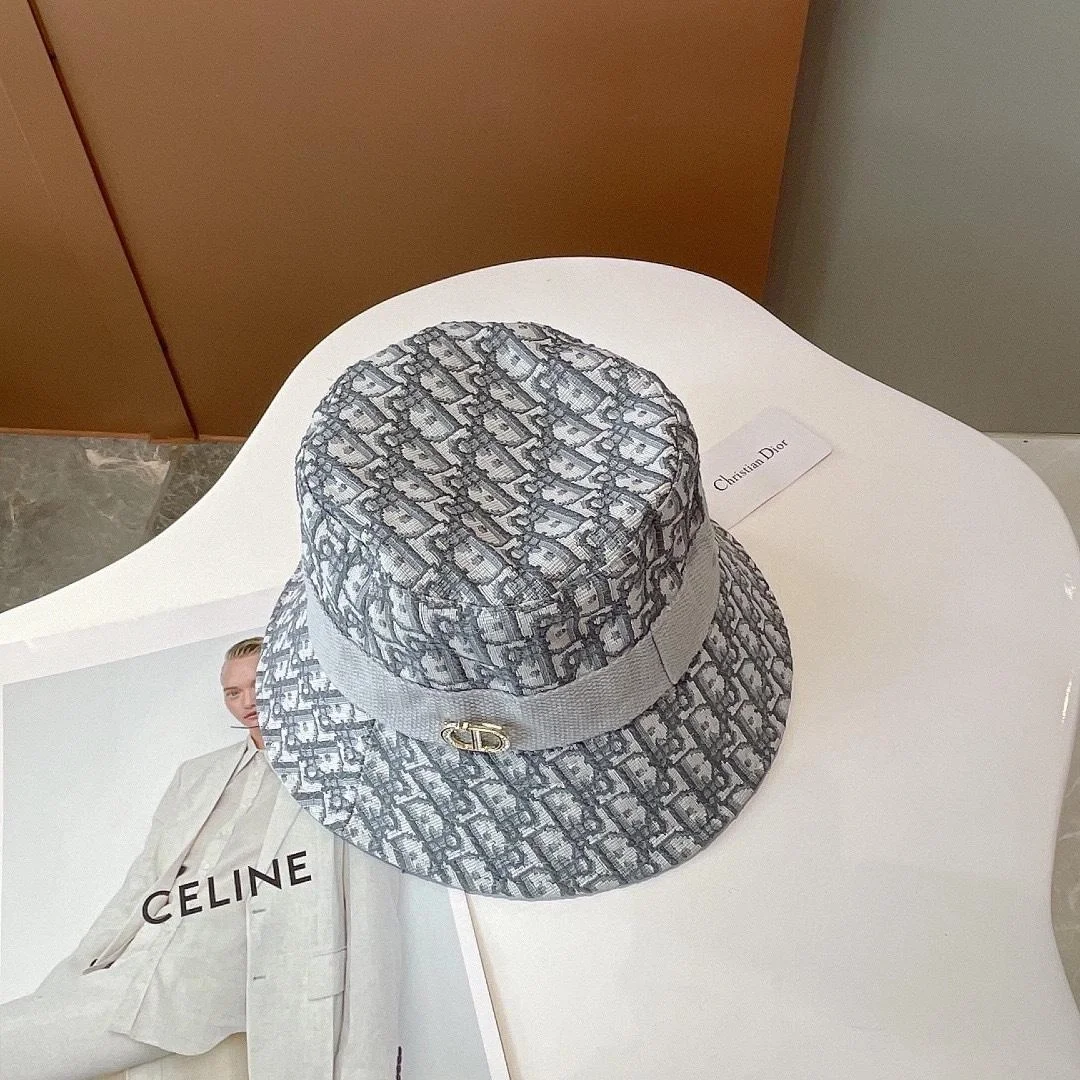 디올 오블리크 그레이 스몰 브림 버킷 햇