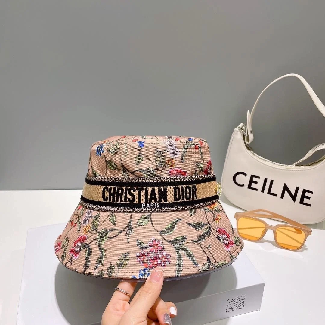 디올 D-BOBBY 페티 플로럴 베이지 스몰 버킷 햇