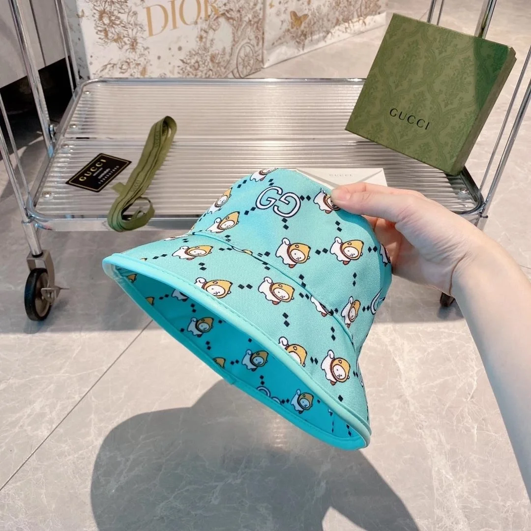 구찌 카와이 애니멀 프린트 블루 코튼 버킷 햇