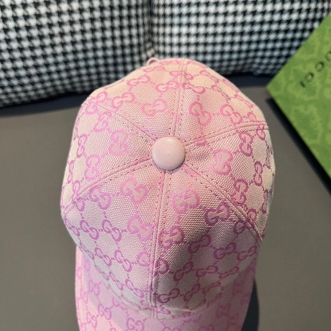 구찌 GG 자카드 로고 패치 핑크 베이스볼 캡