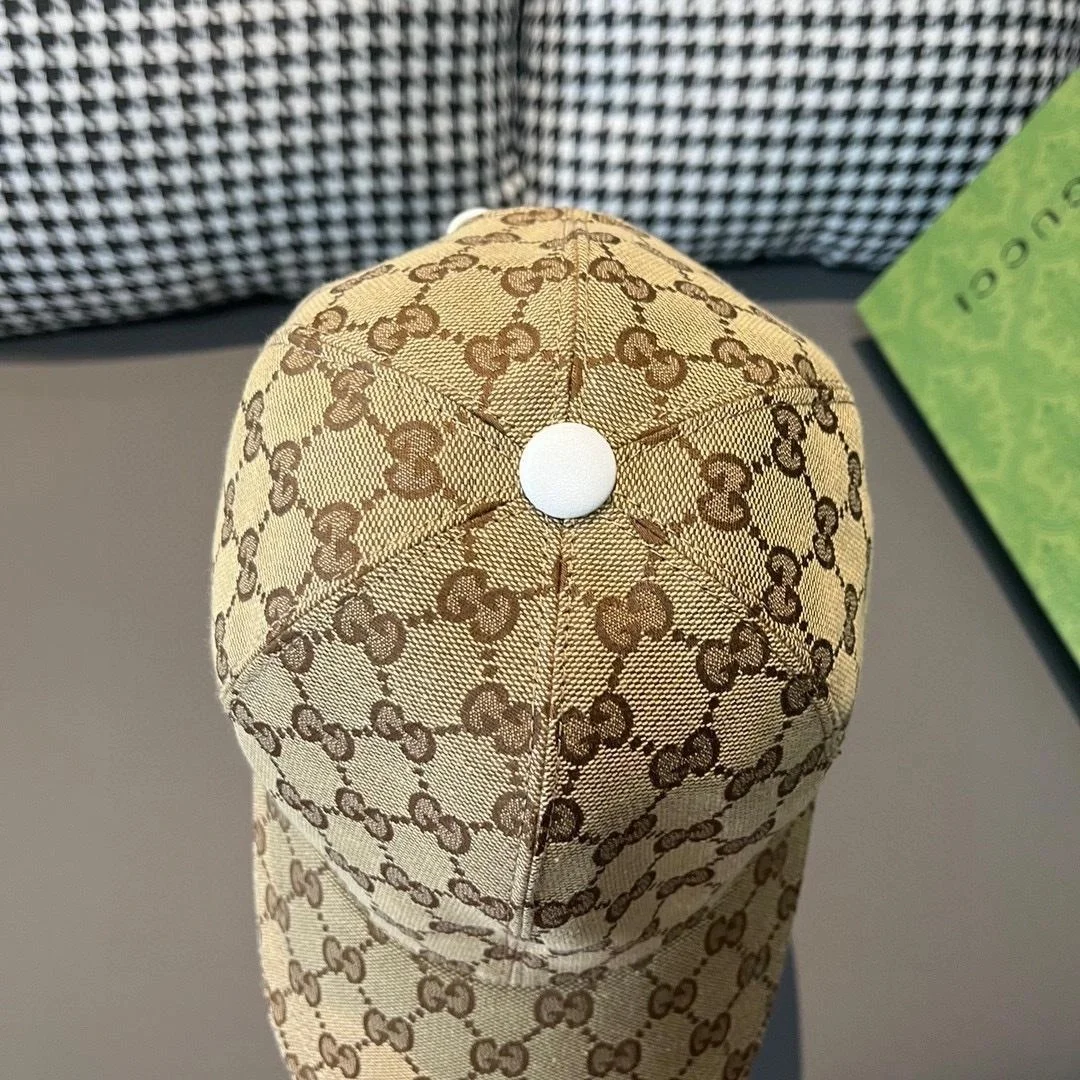 구찌 GG 자카드 로고 패치 베이지 베이스볼 캡