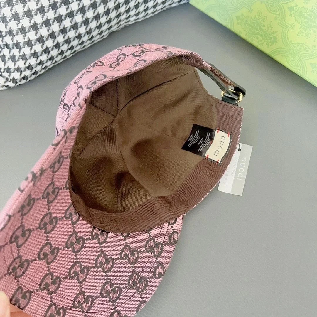구찌 GG 모노그램 레도 로고 핑크 베이스볼 캡