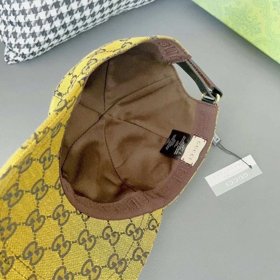 구찌 GG 모노그램 레더 로고 옐로우 베이스볼 캡