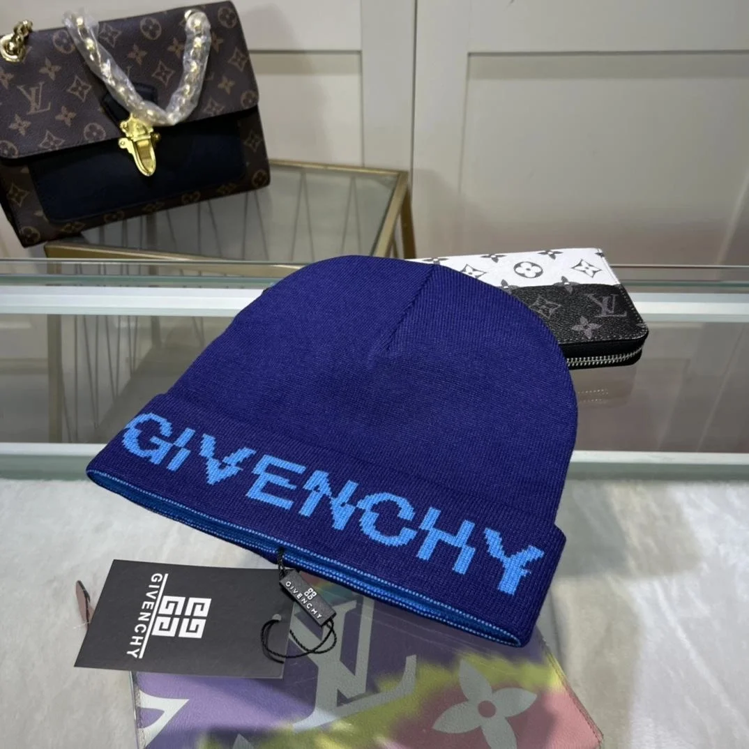 지방시 블루 울 비니