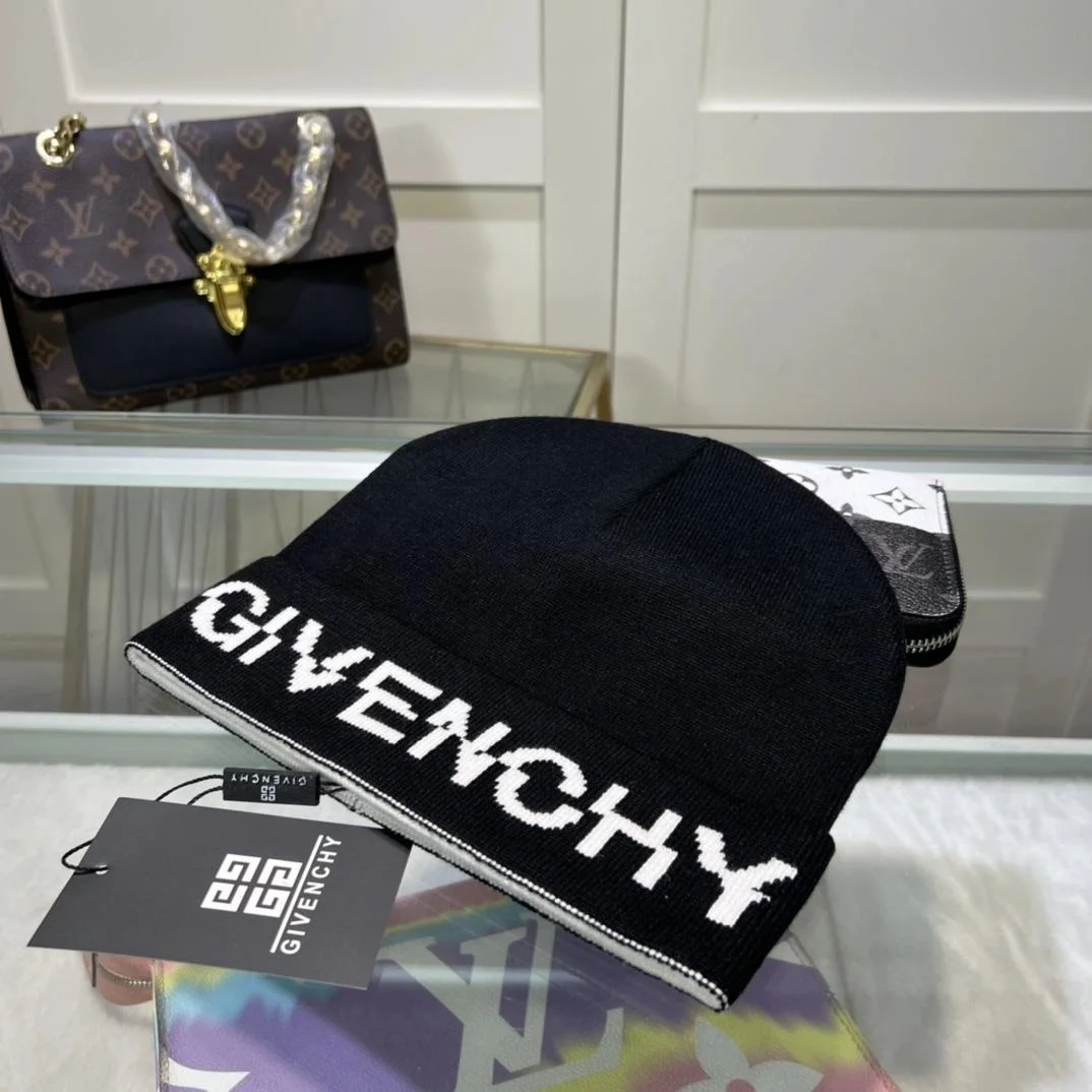 지방시 블랙 울 비니