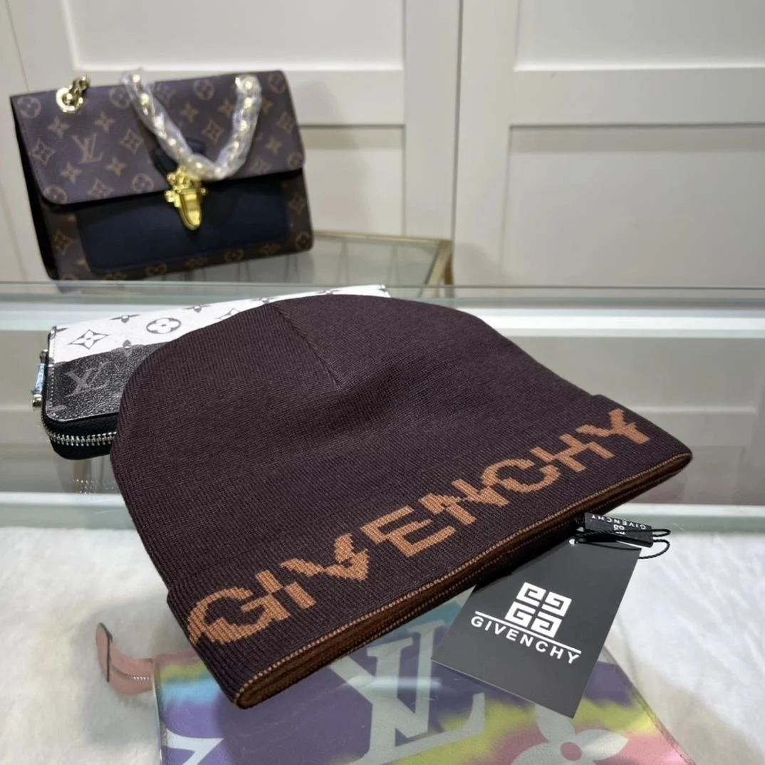 지방시 브라운 울 비니