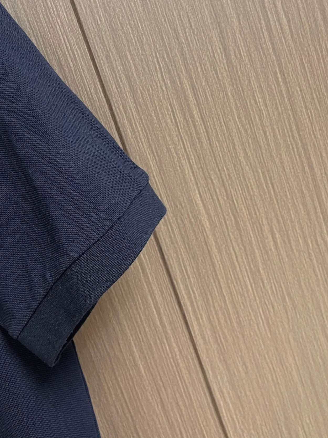 미우미우 코튼 피케 폴로 셔츠 네이비