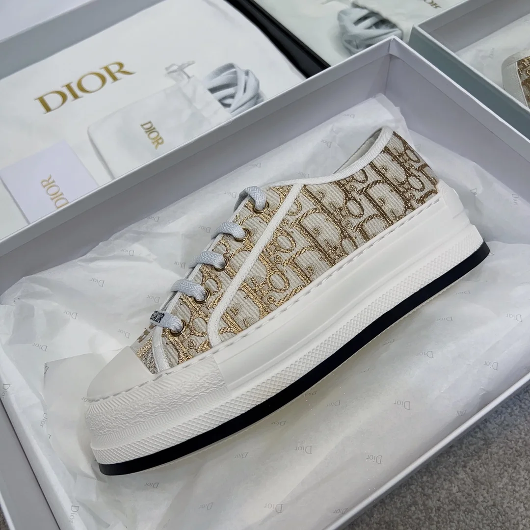 디올 플랫폼 스니커즈 화이트&골드