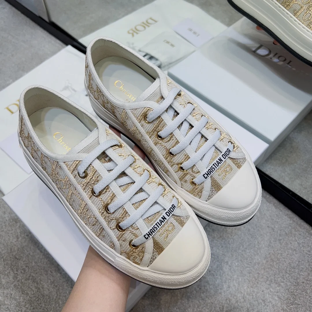 디올 플랫폼 스니커즈 화이트&골드