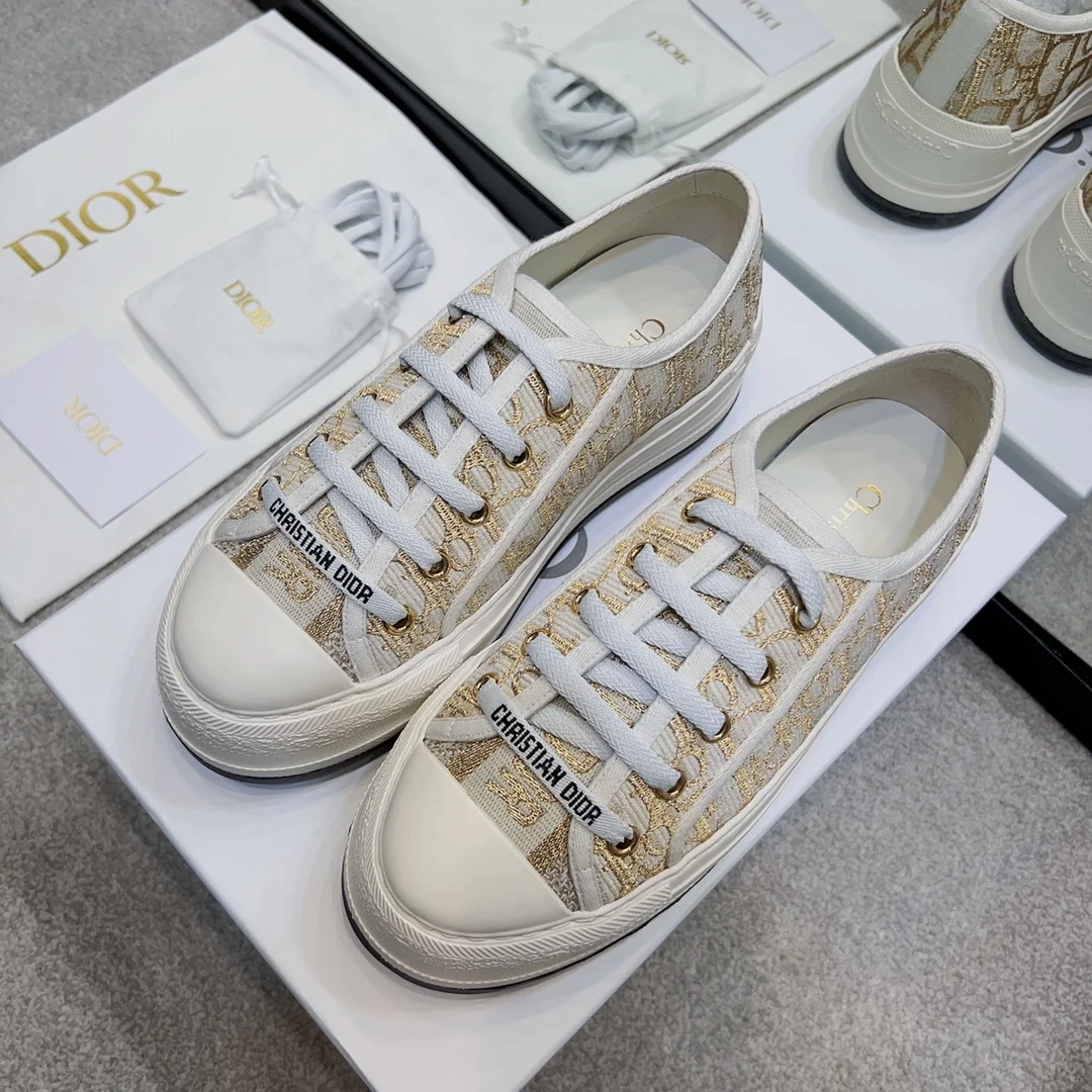 디올 플랫폼 스니커즈 화이트&골드