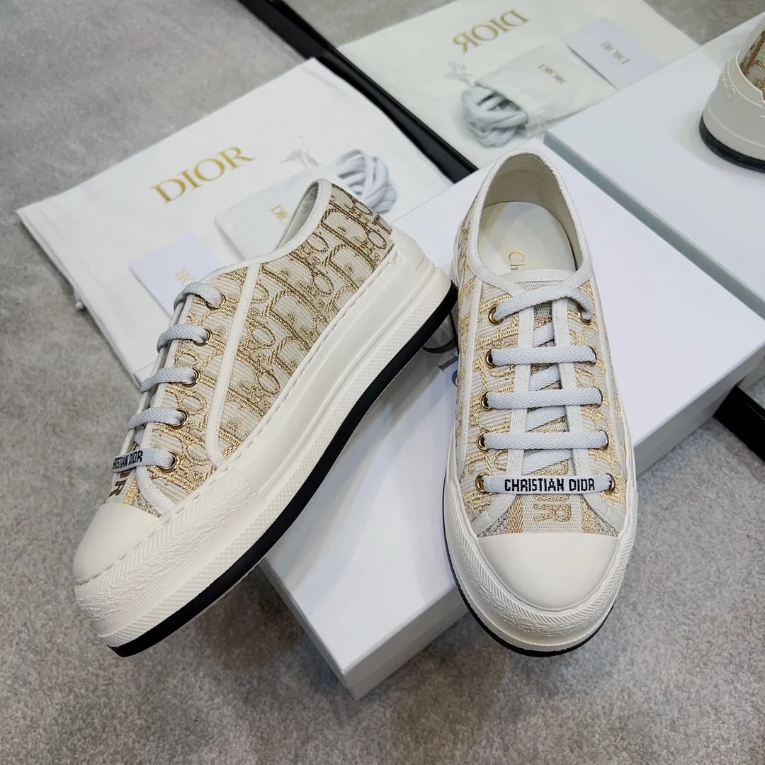 디올 플랫폼 스니커즈 화이트&골드