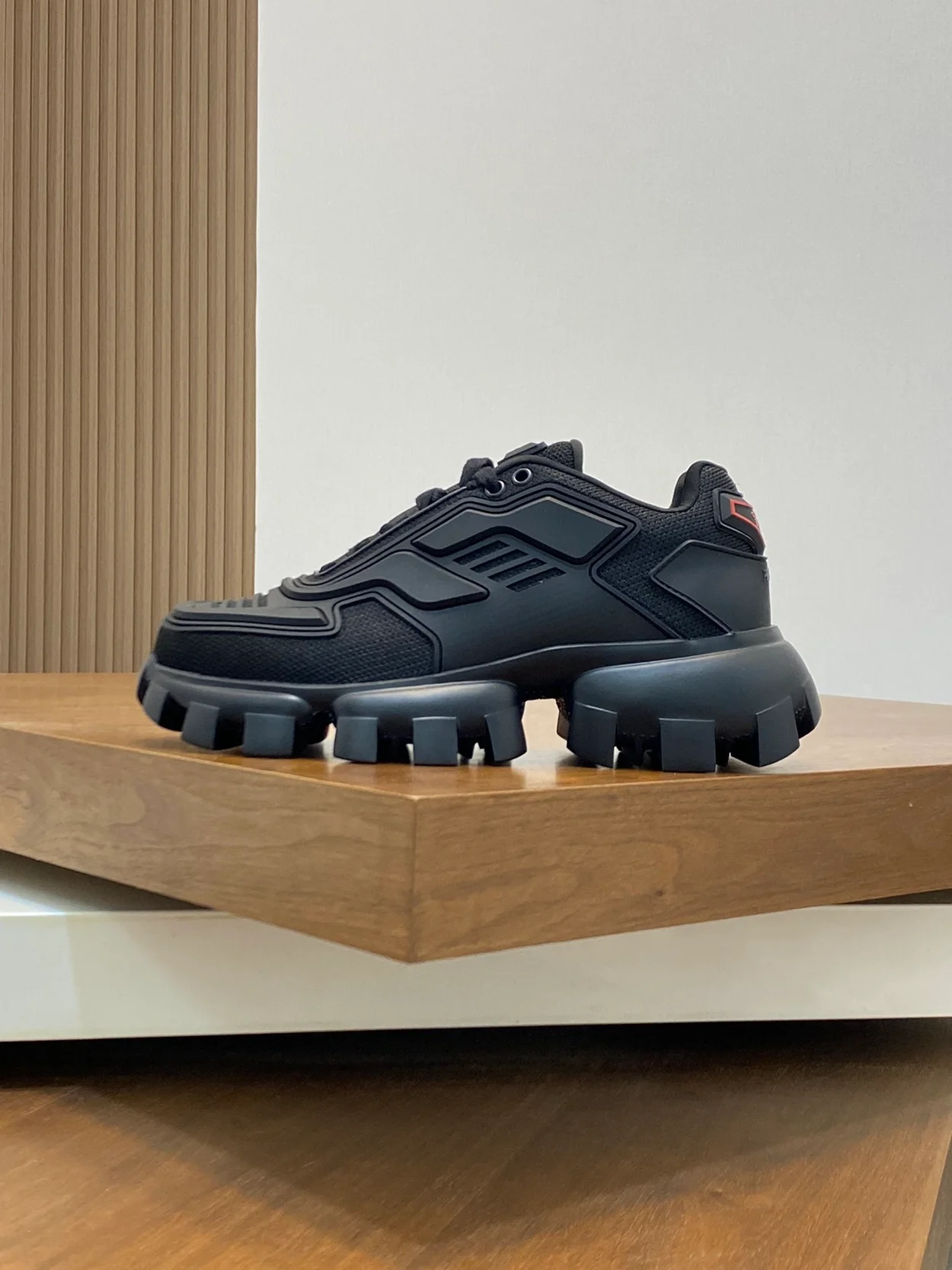 프라다 Cloudbust Thunder 스니커즈 블랙