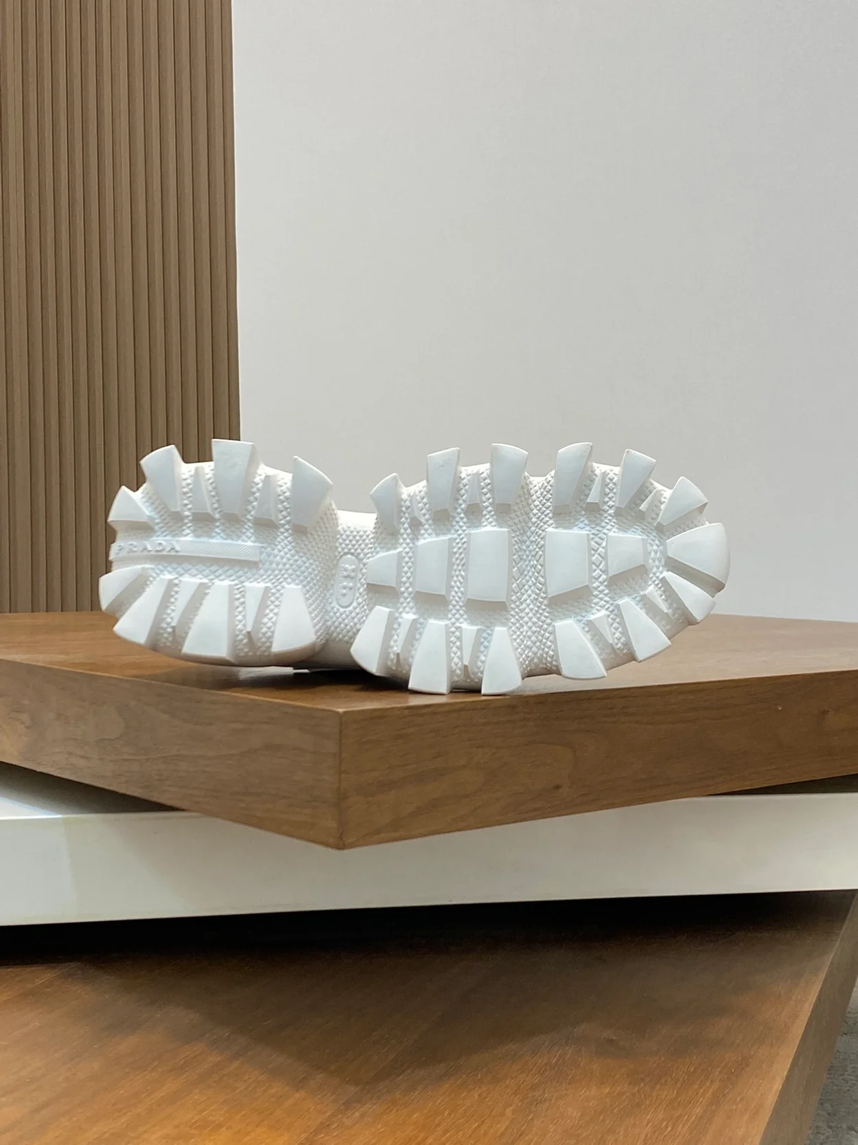 프라다 Cloudbust Thunder 스니커즈 화이트