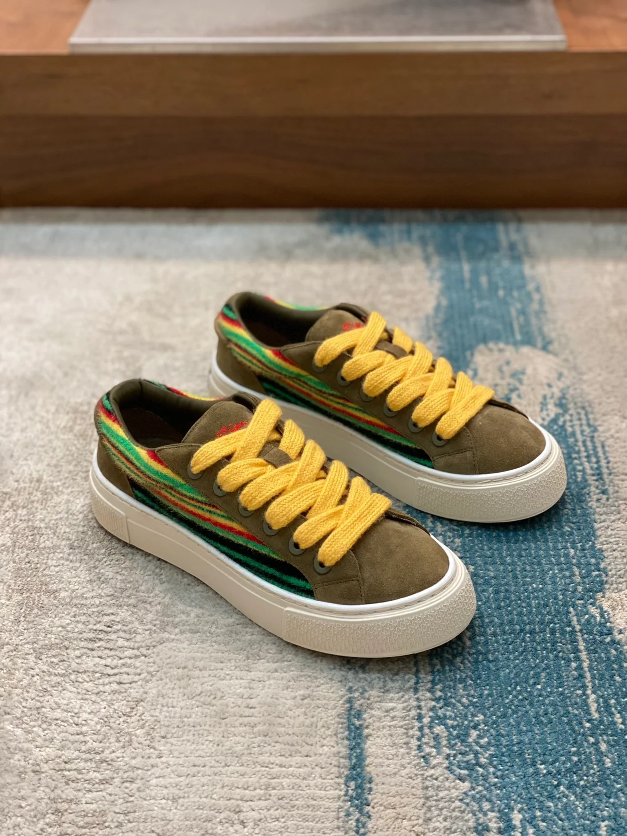 디올 B33 티어스 지퍼 블루종