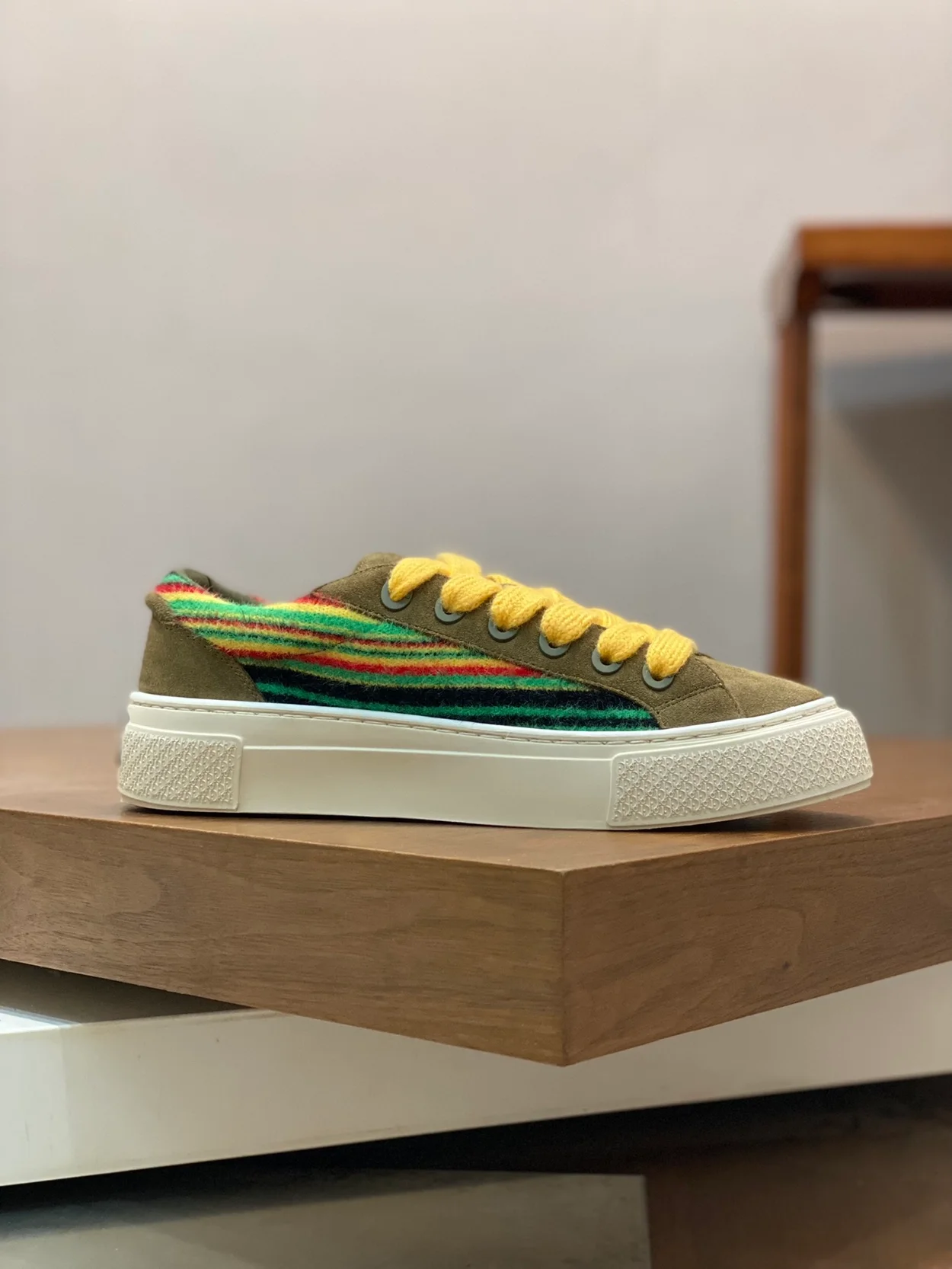 디올 B33 티어스 지퍼 블루종