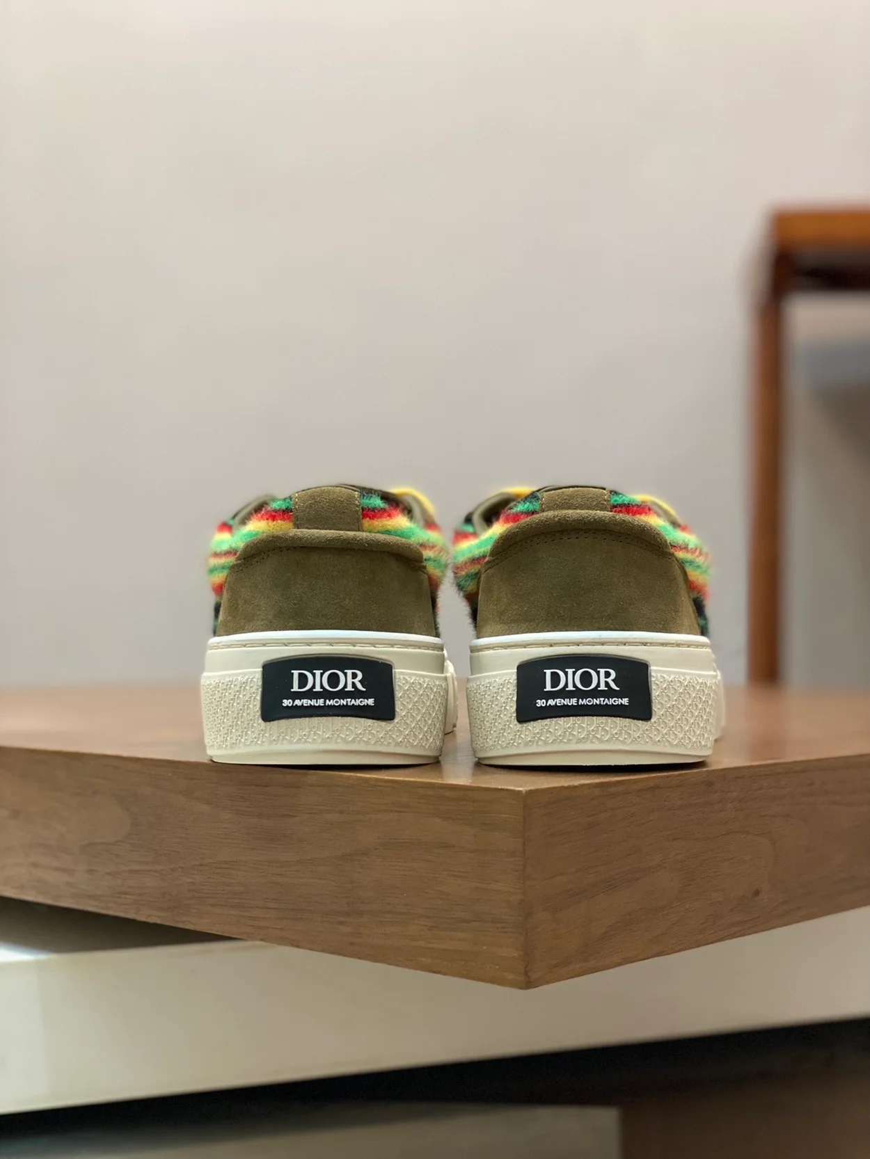 디올 B33 티어스 지퍼 블루종