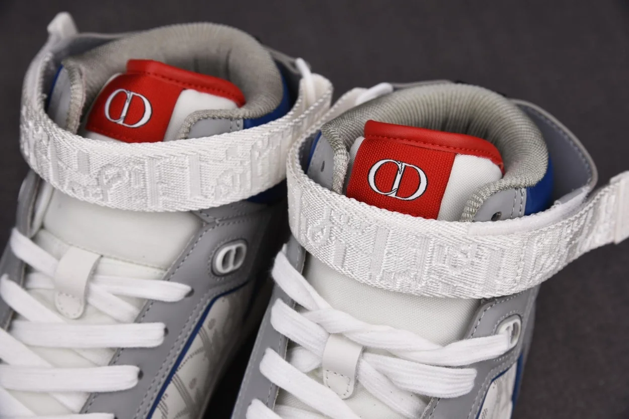 디올 B27 하이탑 스니커즈