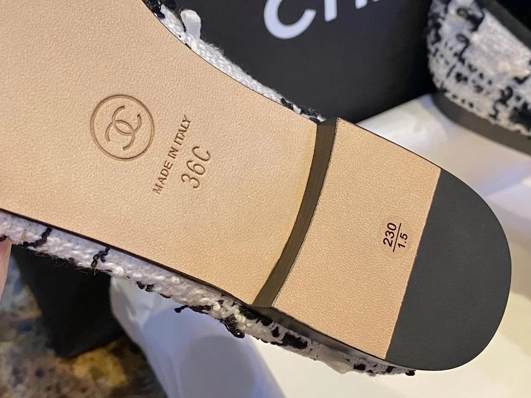 샤넬 발레리나 플랫 트위드 페이턴트 카프스킨 샌들