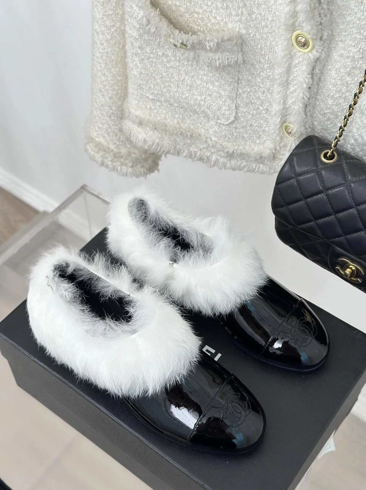 샤넬 양가죽 쇼트 부츠