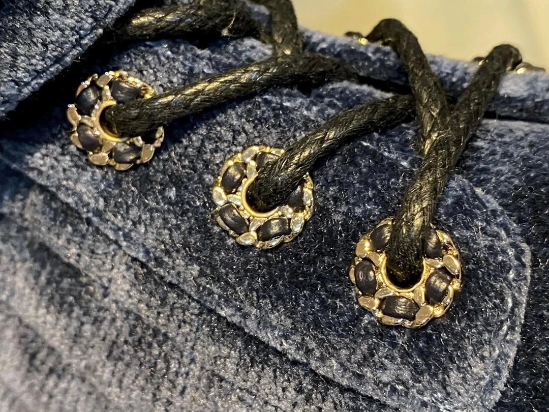 샤넬 레이스업 퀼팅 컴뱃 부츠 데님