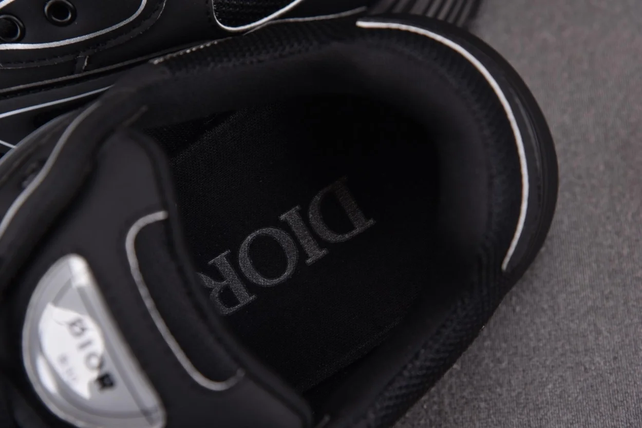 디올 B30 스니커즈 블랙 메시 & 테크니컬 패브릭