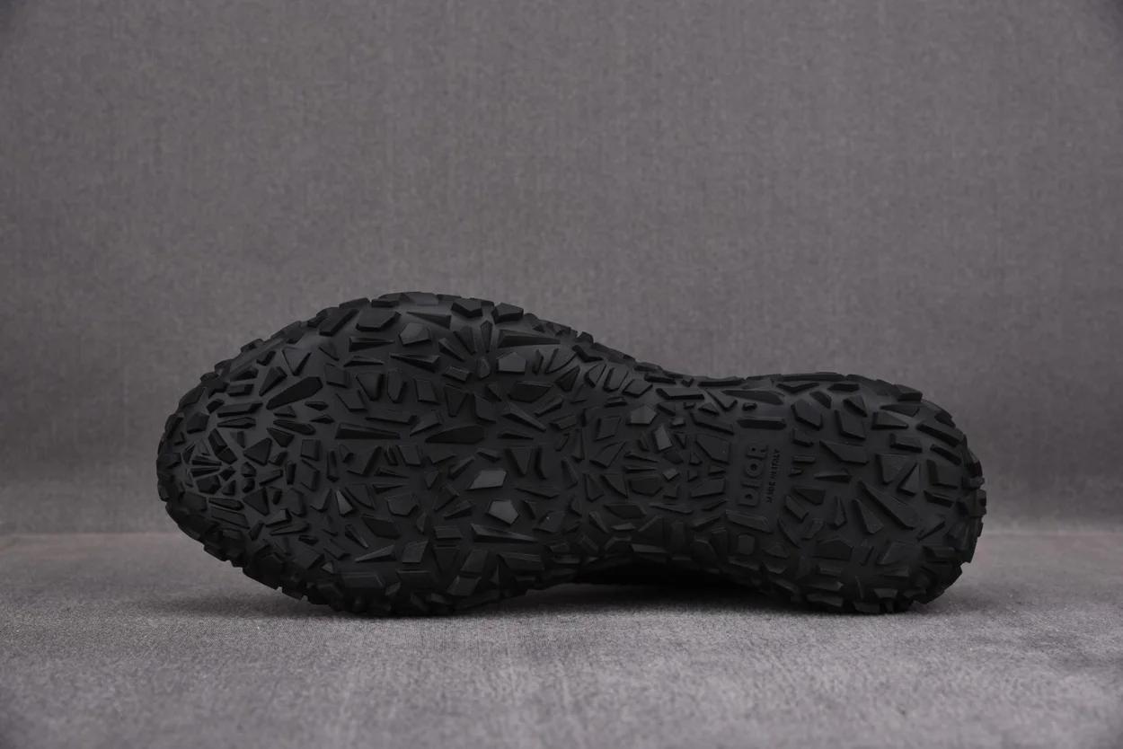 디올 B28 하이탑 스니커즈 블랙 러버