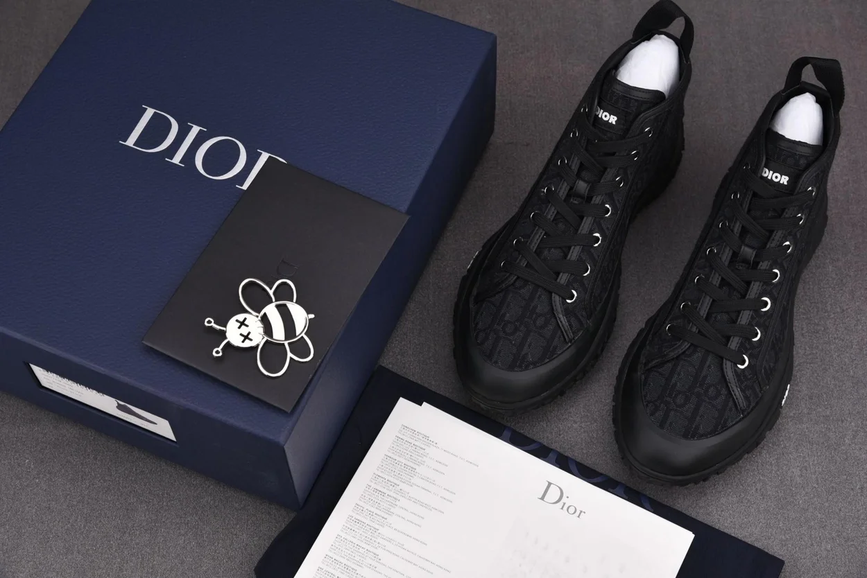 디올 B28 하이탑 스니커즈 블랙 러버