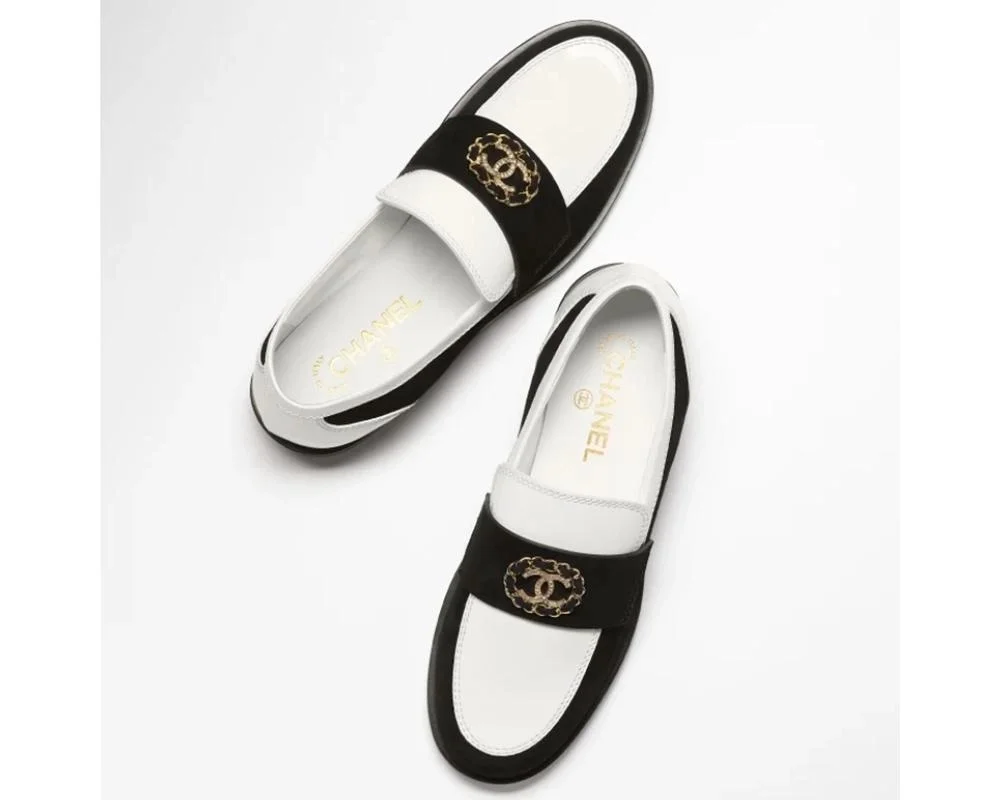 샤넬 로퍼 페이턴트 카프스킨 메탈 블랙 화이트