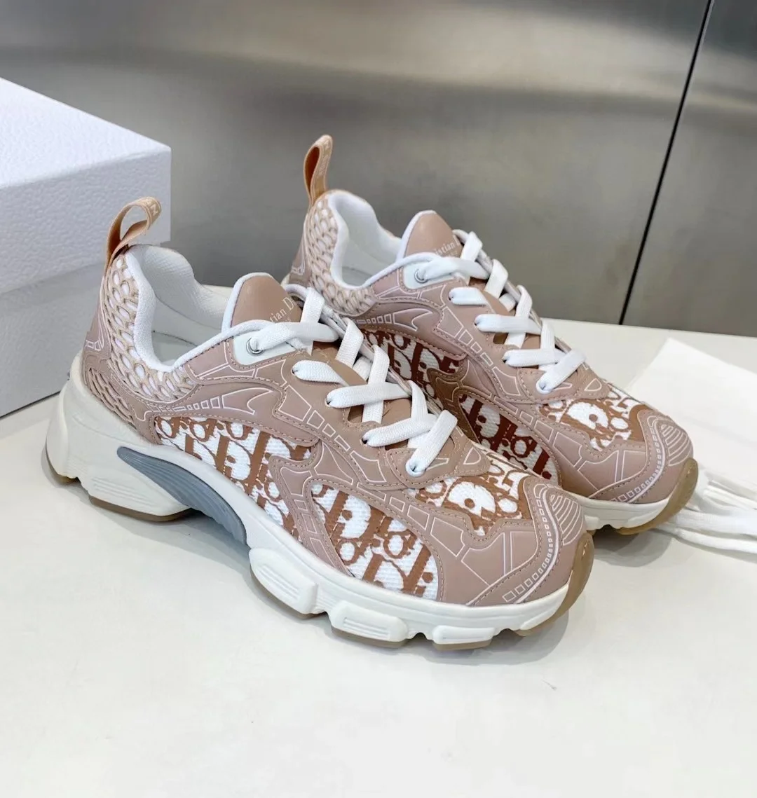 디올 크로노 스니커즈 브라운