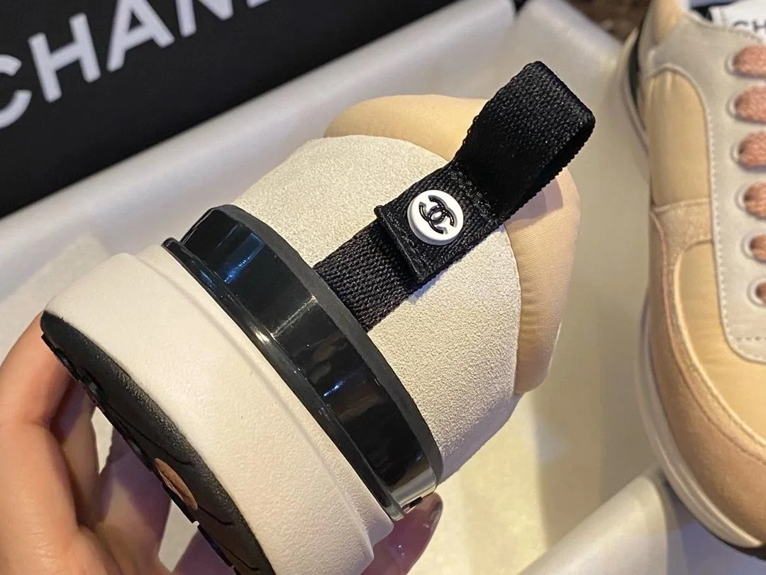 샤넬 스니커즈 트레이너 플랫 핑크