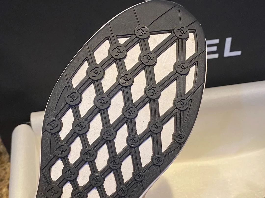 샤넬 스니커즈 트레이너 플랫 핑크