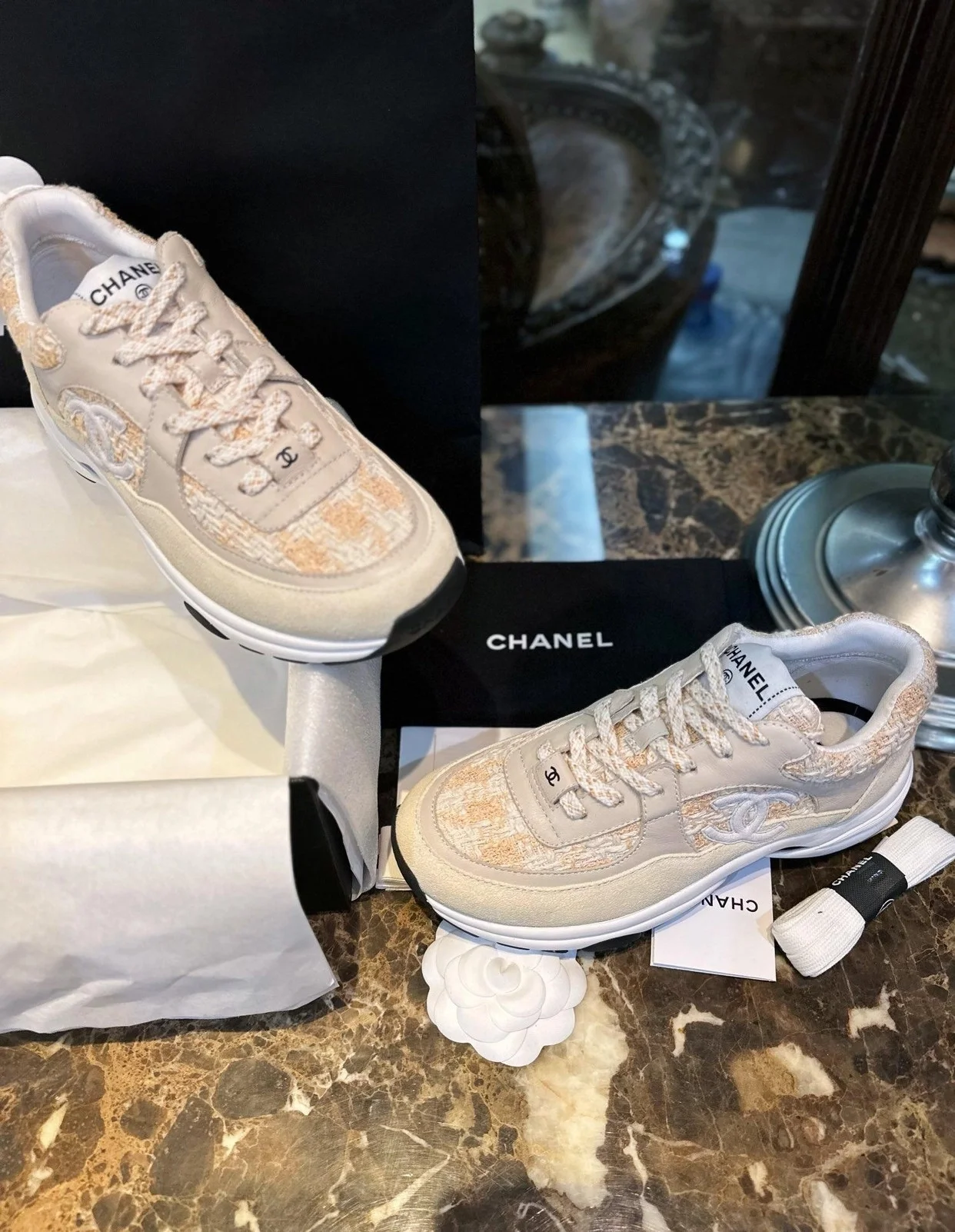 샤넬 CC 로고 트위드 스니커즈 오렌지