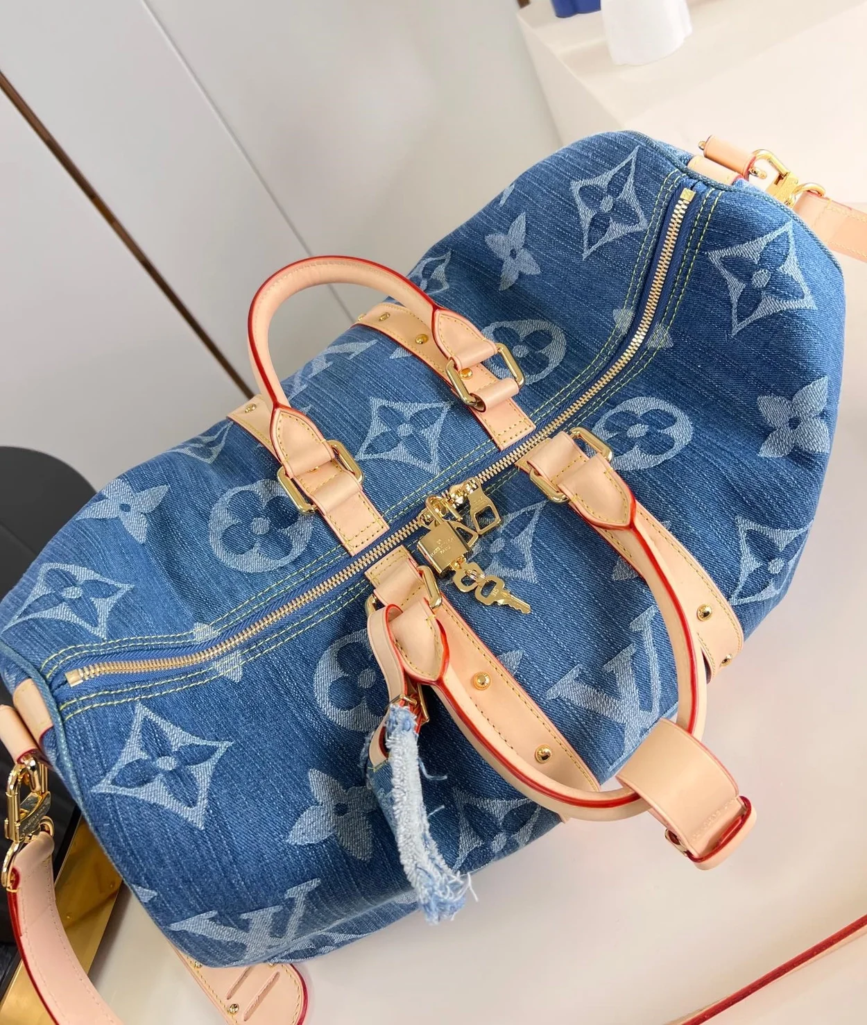 루이비통 키폴 반둘리에 45 M24315