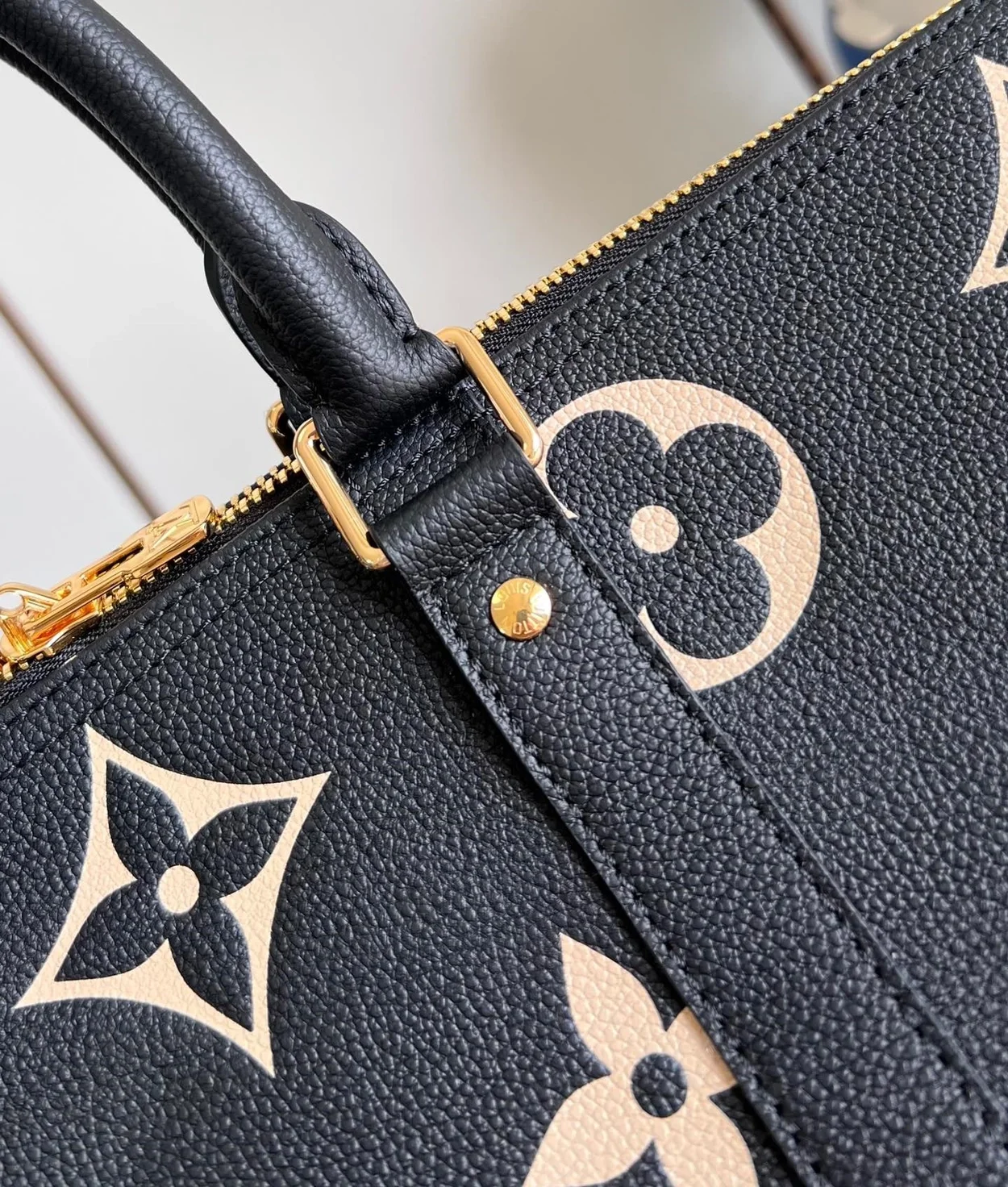 루이비통 키폴 반둘리에 45 M46670