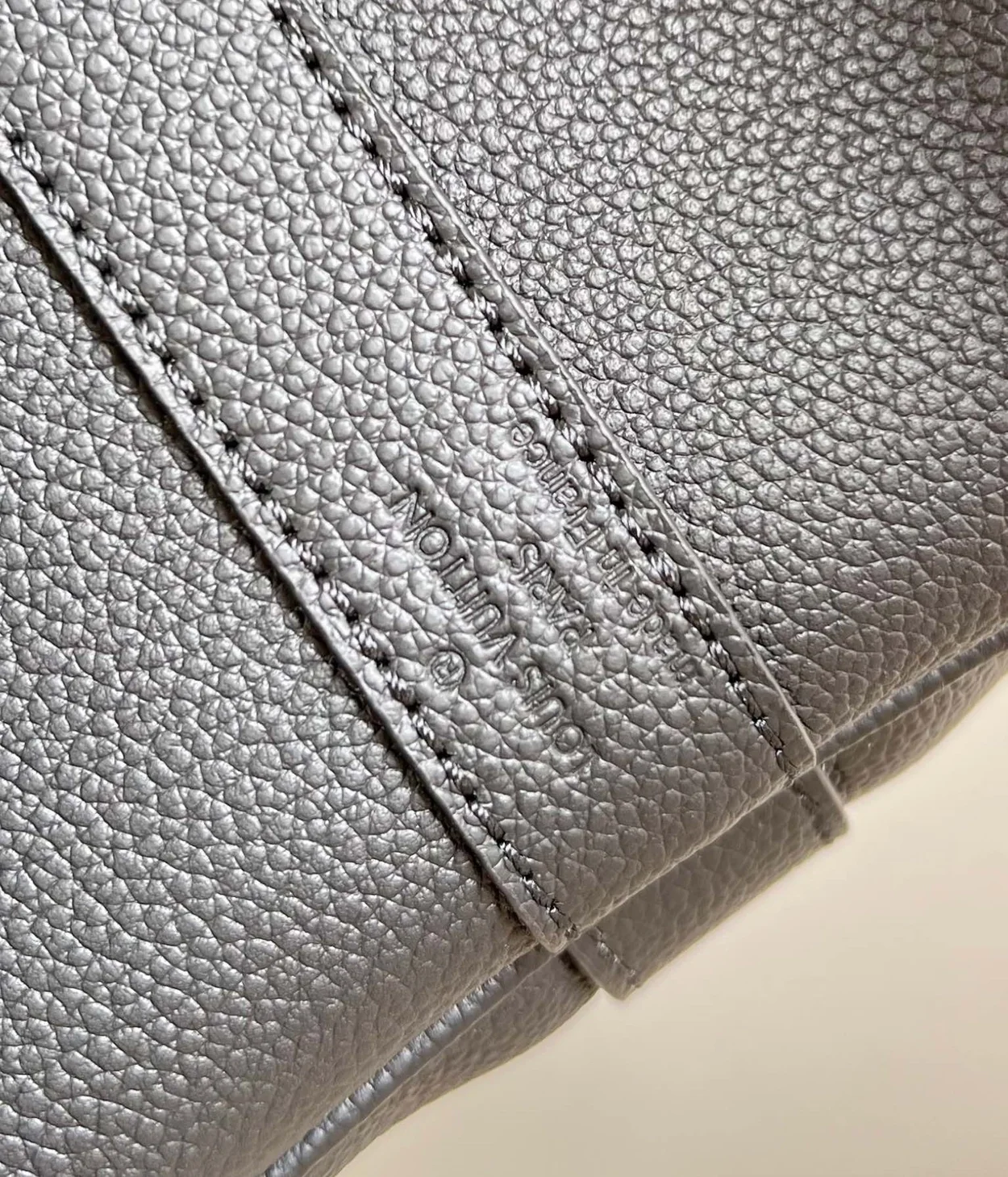 루이비통 키폴 반둘리에 45 M46670