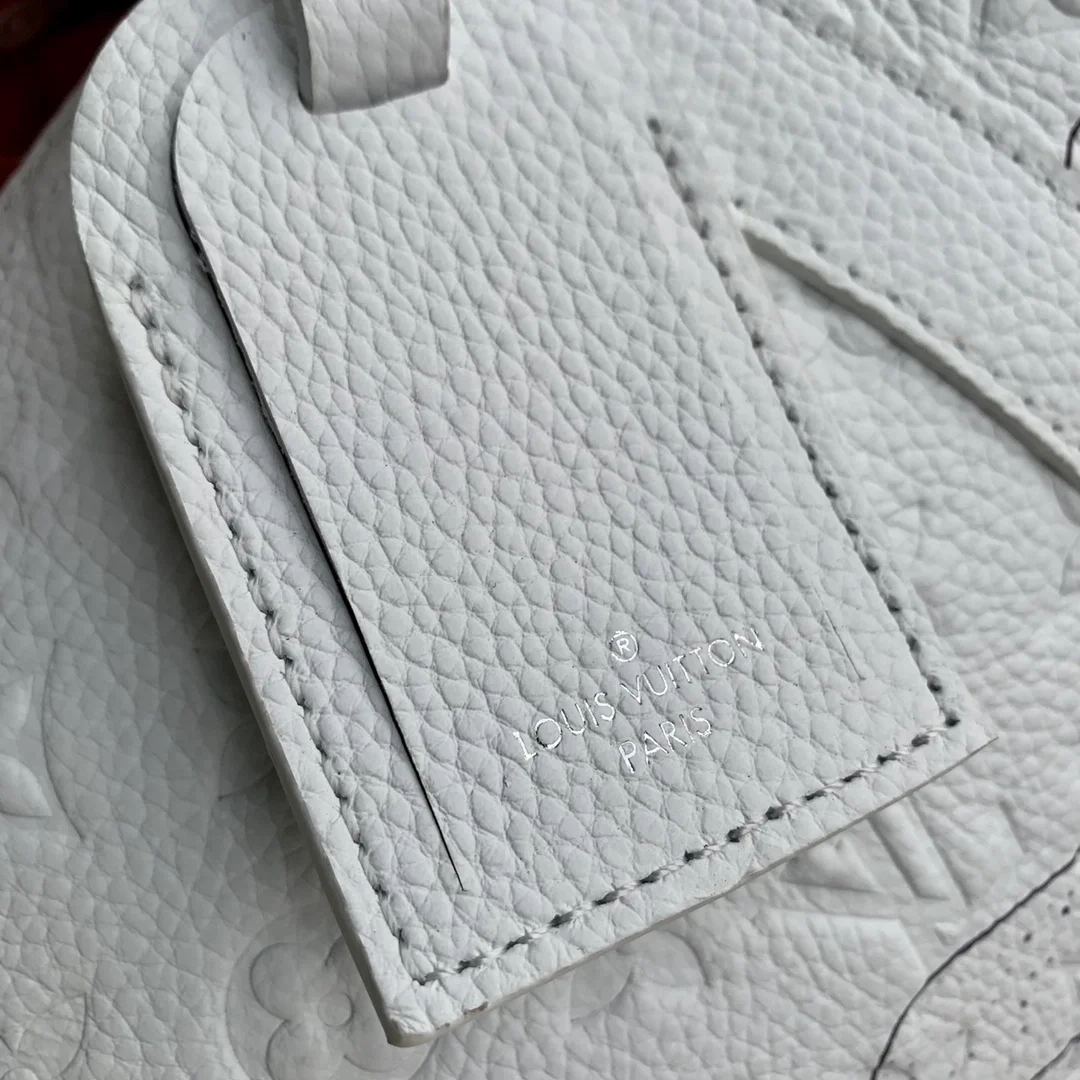 루이비통 야요이 쿠사마 키폴 50 M21678