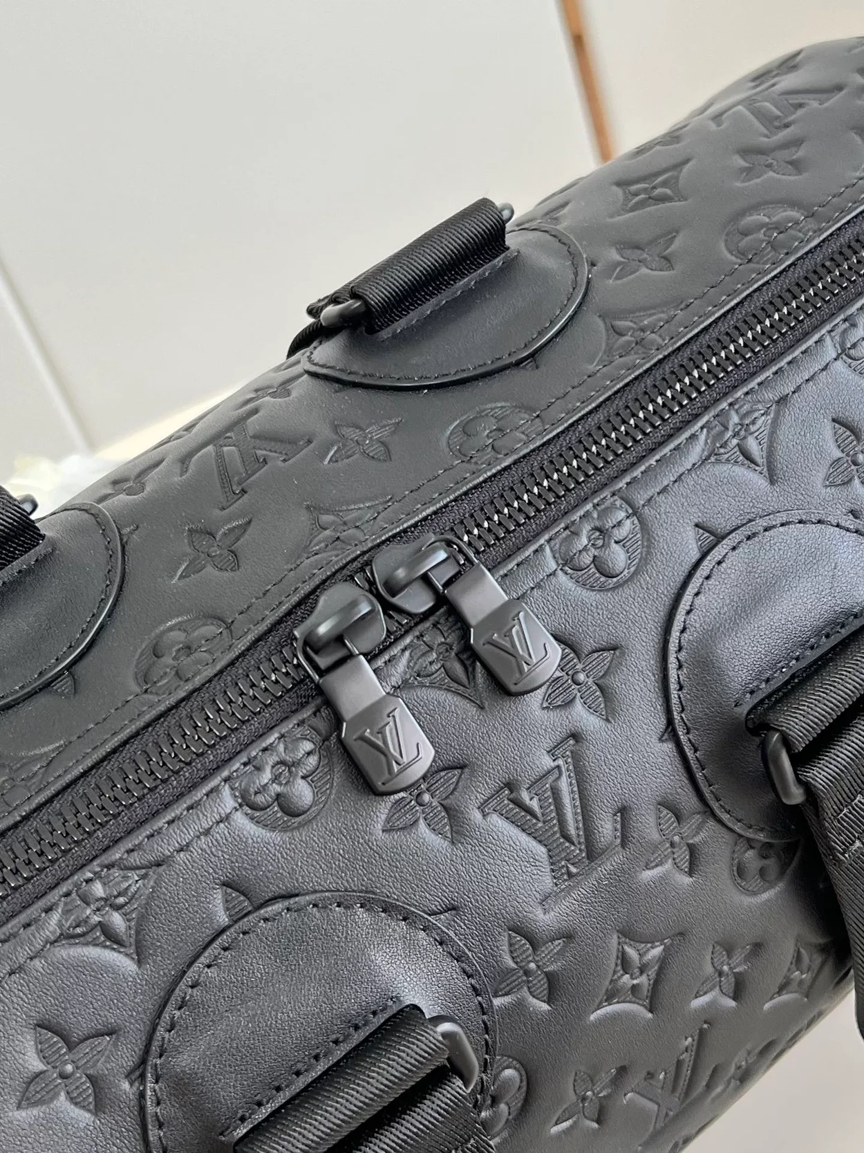 루이비통 스피디 반둘리에 40 M43696