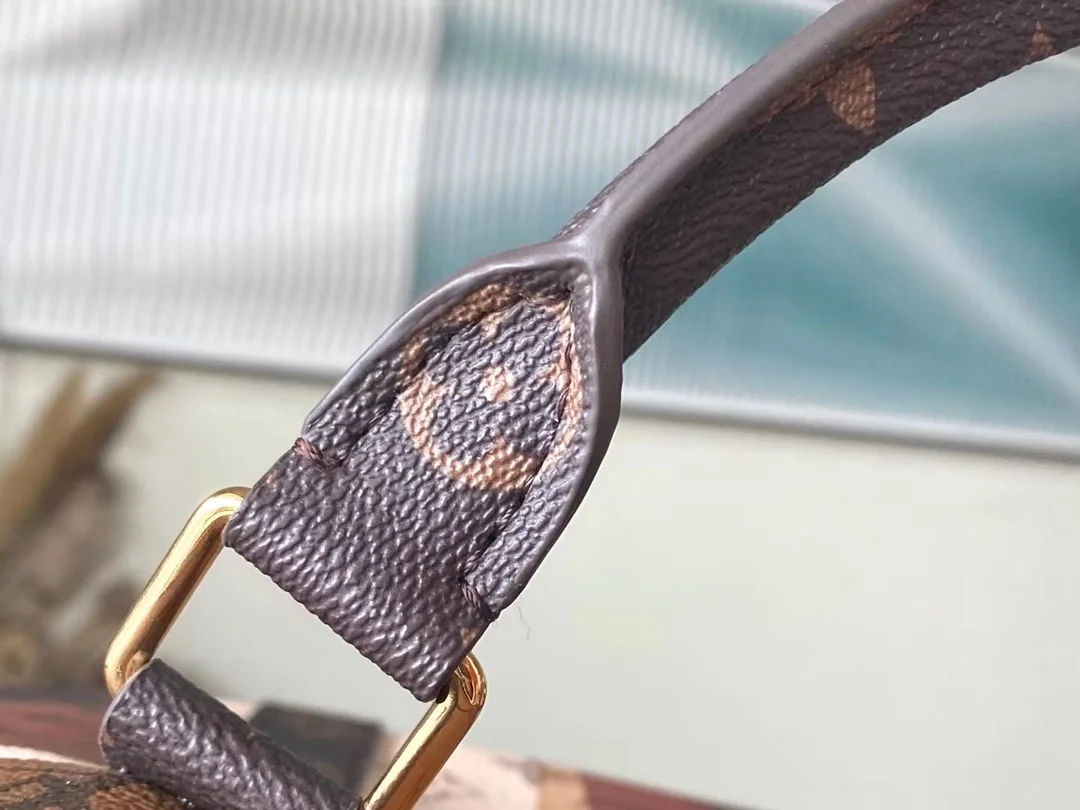 루이비통 키폴 반둘리에 55 M46677