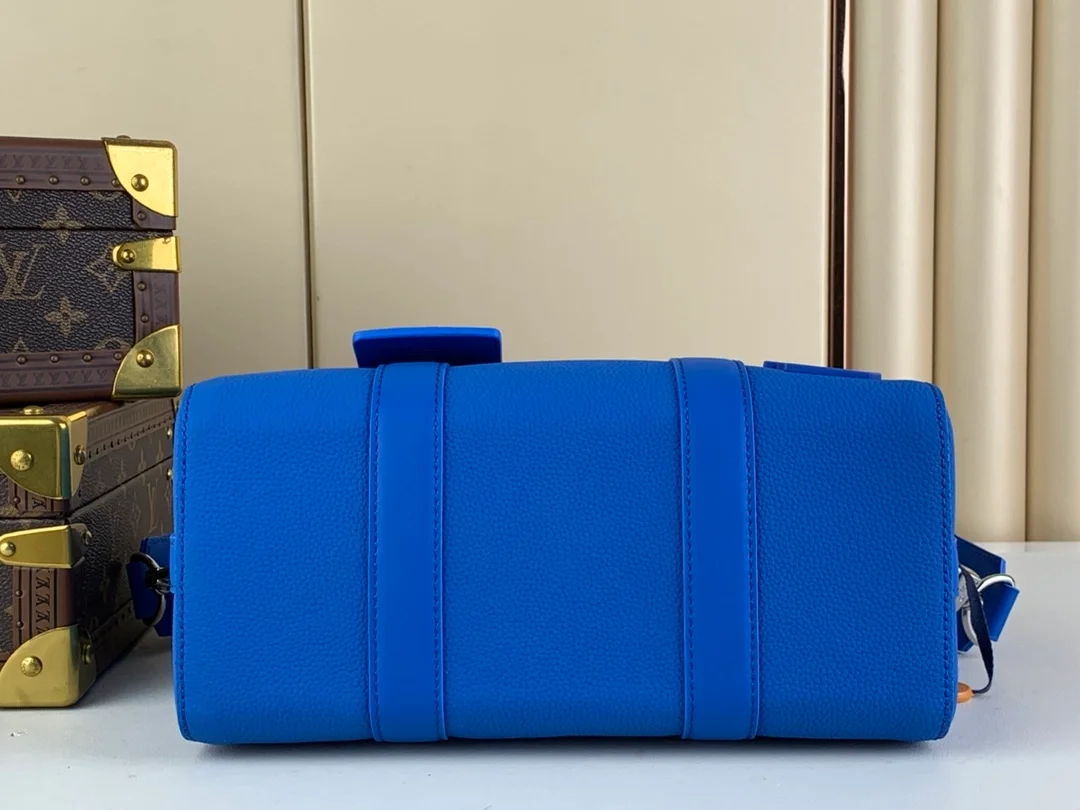 루이비통 시티 키폴 크로스백 M22486