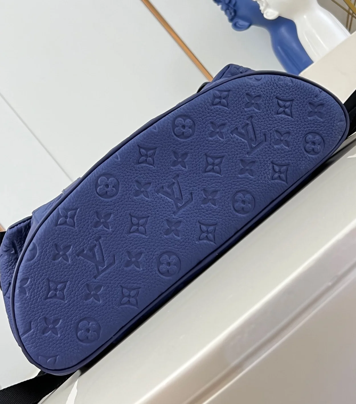 루이비통 크리스토퍼 MM M11688