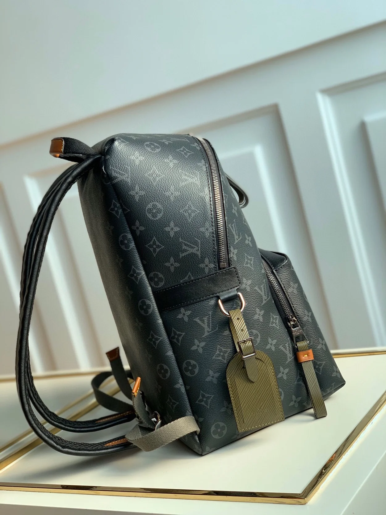 루이비통 디스커버리 백팩 M45218