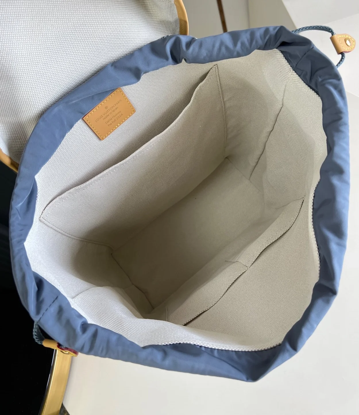 루이비통 몽수리 백팩 다미에 데님 블루 N40708